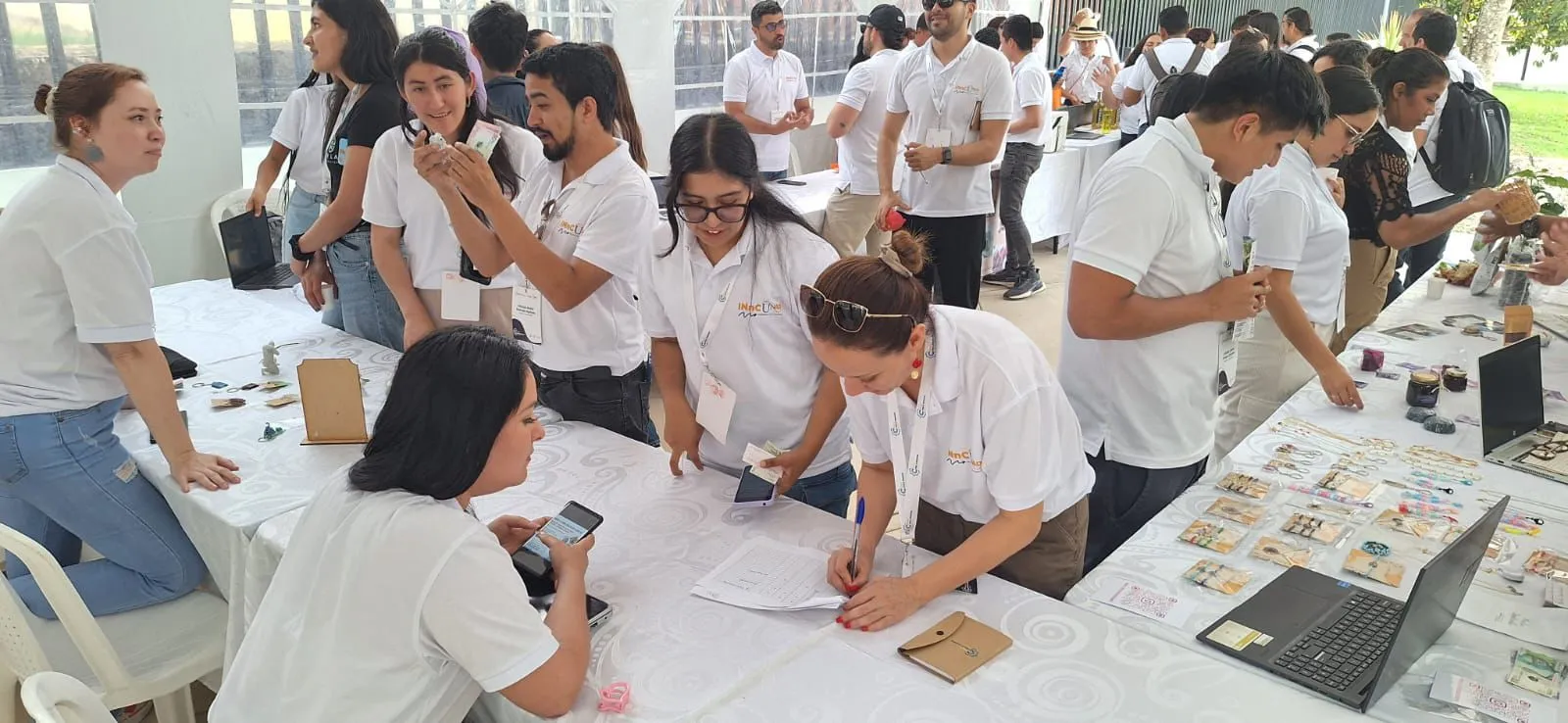 INCUNAD 2025 — Evaluación de proyectos en feria